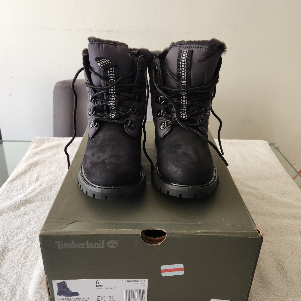 Timberland Black Fur-Lined Boots